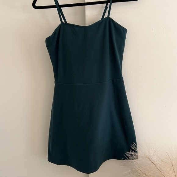 ALO Dress - Picture 2 of 5